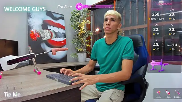 Snapshot of kieran_derek chatting on 01/17/25, 03:23 kieran derek online show from 01/17/25, 03:23
