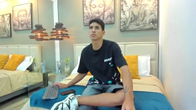 Snapshot of kieran_derek chatting on 11/07/25, 03:06 kieran derek online show from 11/07/25, 03:06