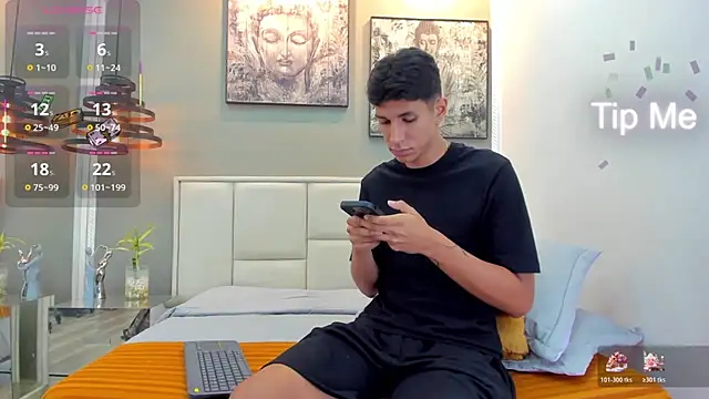 Snapshot of kieran_derek chatting on 11/28/25, 03:31 kieran derek online show from 11/28/25, 03:31