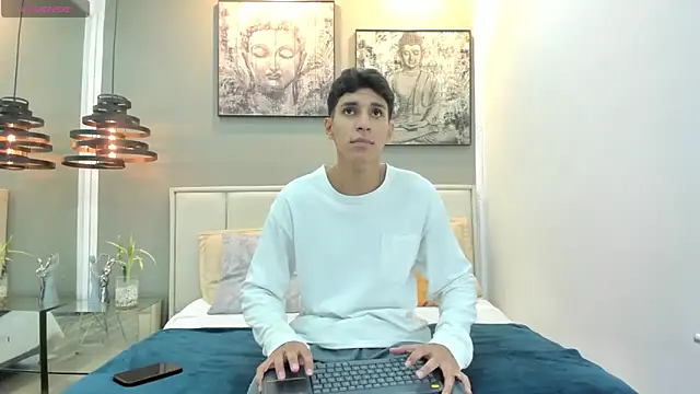 Snapshot of kieran_derek chatting on 12/14/25, 03:34 kieran derek online show from 12/14/25, 03:34