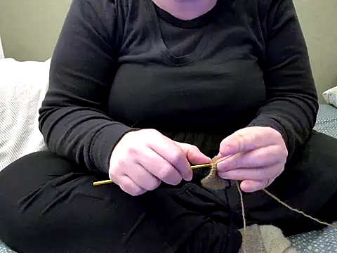 MarthaBriest online show from 12/17/25, 08:04