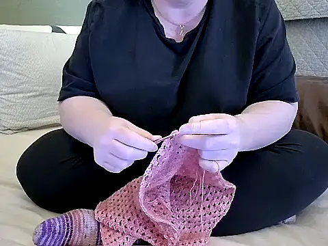 MarthaBriest online show from 04/22/26, 08:06