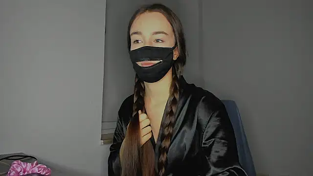 AngelinaAdderly online show from 04/19/26, 06:43
