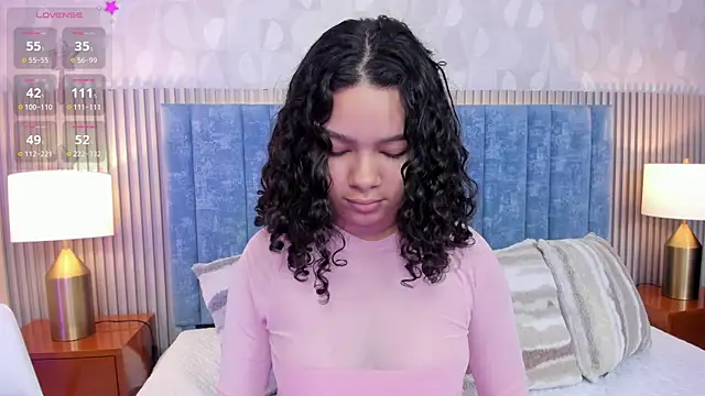 pretty sunlight  online show from 11/23/25, 01:38