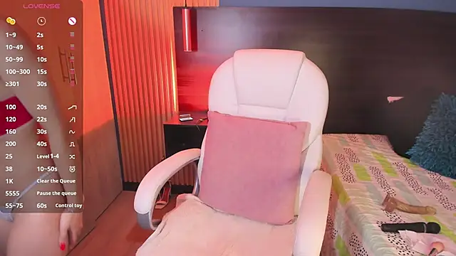 melody starr online show from 03/21/25, 04:18