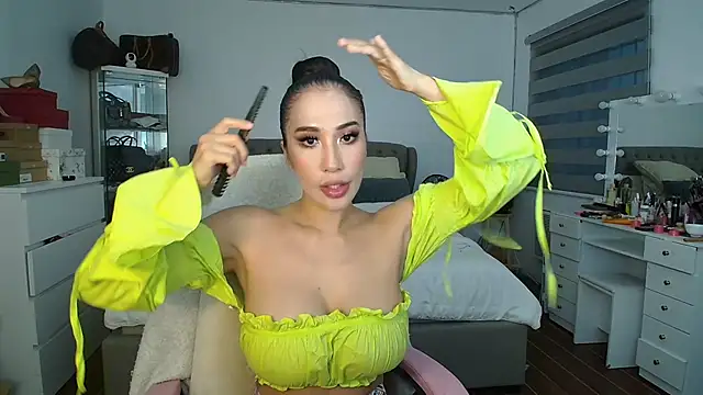 aya saki online show from 12/15/25, 09:24