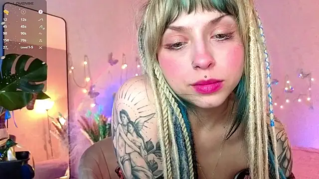 lavenderluxe online show from 04/04/26, 03:20