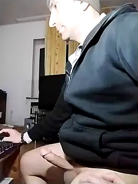 Snapshot of penisblock chatting on 12/13/24, 06:10 penisblock online show from 12/13/24, 06:10