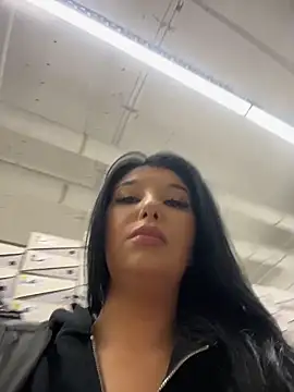 Tisha Busty online show from 04/23/26, 01:24