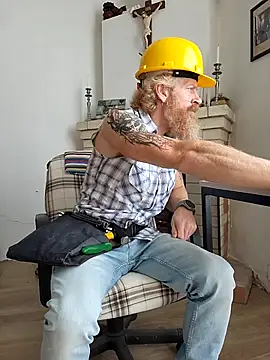 Gingerbeard40 online show from 11/22/25, 09:08