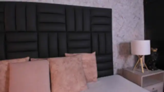 Snapshot of emma_brooks1 chatting on 11/07/25, 11:54 emma brooks1 online show from 11/07/25, 11:54