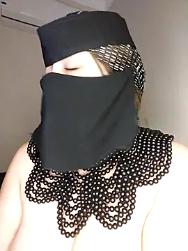 Snapshot of -Arab_milf- chatting on 01/11/25, 02:04 -Arab milf- online show from 01/11/25, 02:04