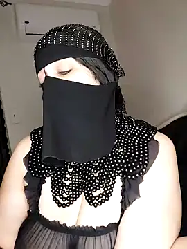 Snapshot of -Arab_milf- chatting on 02/11/25, 12:05 -Arab milf- online show from 02/11/25, 12:05