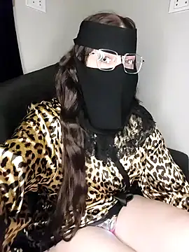 Snapshot of -Arab_milf- chatting on 09/09/25, 01:54 -Arab milf- online show from 09/09/25, 01:54