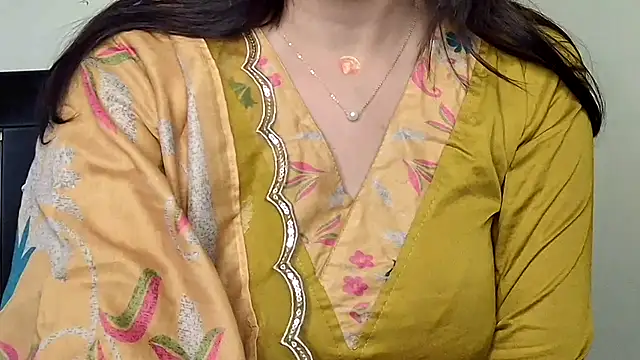 MIss-Naina online show from 11/27/25, 03:30