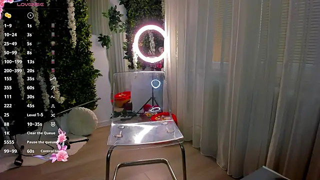 VivienCarter online show from 03/08/25, 07:05