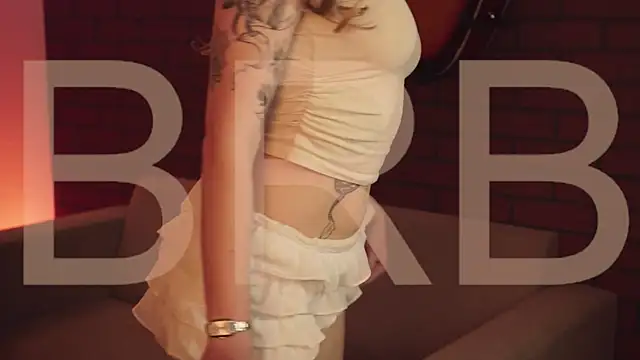 EllieCutes online show from 04/13/26, 05:24