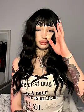 madelinexx online show from 12/15/25, 08:07