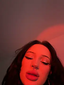 madelinexx online show from 02/03/26, 12:10