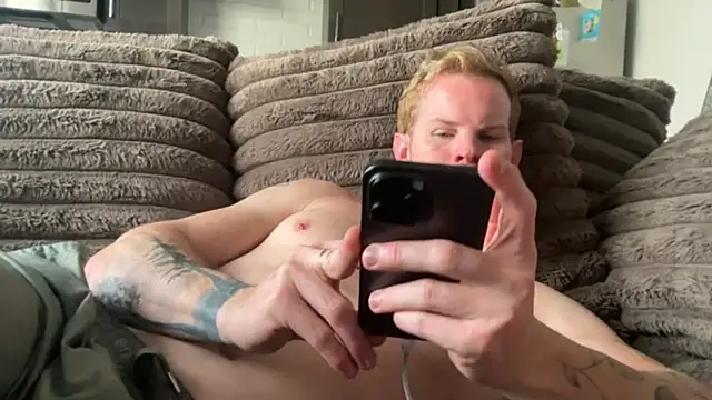 crossfitterguy87 online show from 10/05/25, 03:43