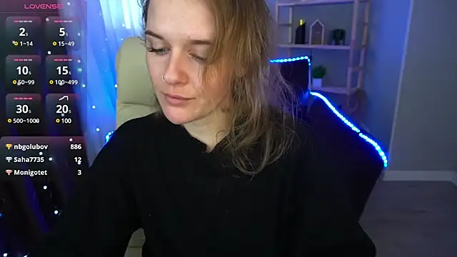 Snapshot of MaribelRiverr_ chatting on 12/29/24, 10:34 MaribelRiverr online show from 12/29/24, 10:34