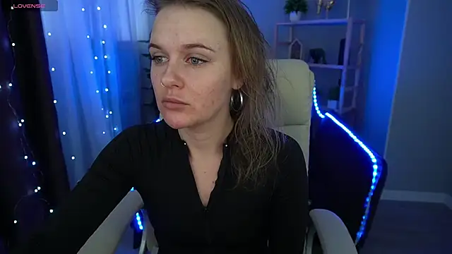 Snapshot of MaribelRiverr_ chatting on 01/11/25, 06:35 MaribelRiverr online show from 01/11/25, 06:35
