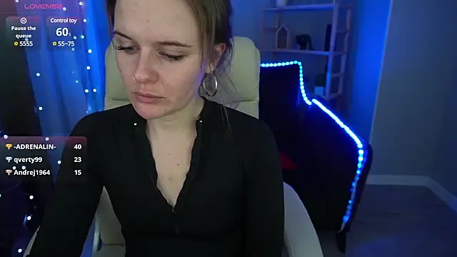 Snapshot of MaribelRiverr_ chatting on 01/11/25, 04:46 MaribelRiverr online show from 01/11/25, 04:46