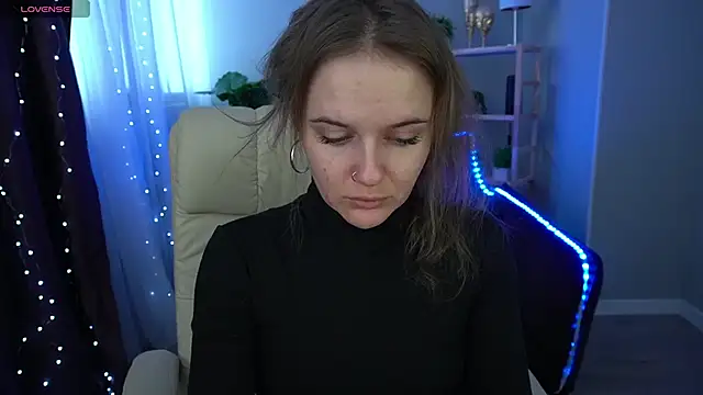 Snapshot of MaribelRiverr_ chatting on 01/12/25, 06:49 MaribelRiverr online show from 01/12/25, 06:49