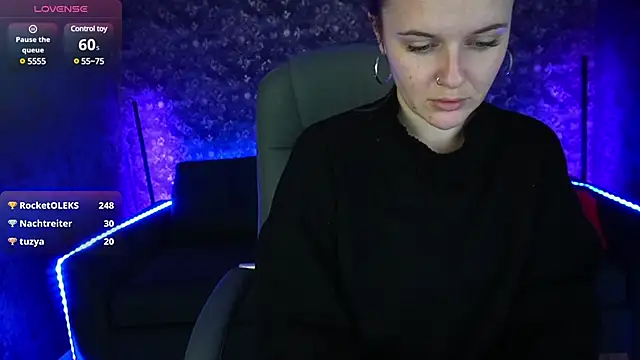 Snapshot of MaribelRiverr_ chatting on 01/13/25, 10:03 MaribelRiverr online show from 01/13/25, 10:03