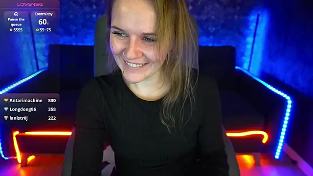 Snapshot of MaribelRiverr_ chatting on 02/02/25, 12:35 MaribelRiverr online show from 02/02/25, 12:35