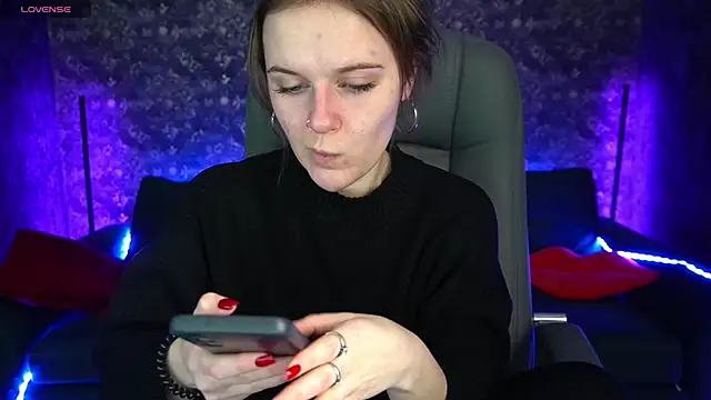 Snapshot of MaribelRiverr_ chatting on 02/25/25, 06:25 MaribelRiverr online show from 02/25/25, 06:25
