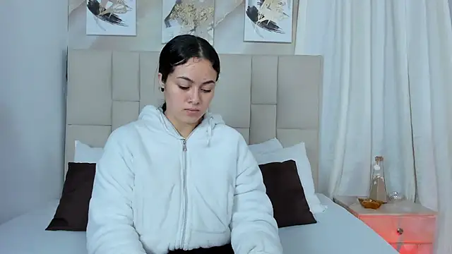 Snapshot of Jaslyn__Smith chatting on 01/09/25, 02:07 Jaslyn Smith online show from 01/09/25, 02:07