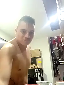 Snapshot of ahntony__69 chatting on 12/14/24, 09:24 ahntony  69 online show from 12/14/24, 09:24