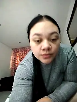 Snapshot of Martinafeet-qos chatting on 12/22/24, 12:28 Martinafeet-qos online show from 12/22/24, 12:28