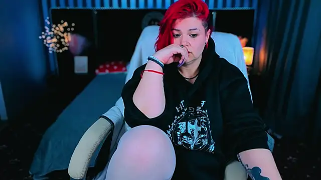 BettyDark online show from 04/21/26, 01:42