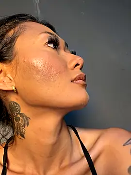 thai-dreamgirl online show from 10/16/25, 11:17