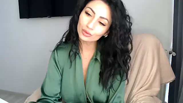 ElizabethAC online show from 04/30/26, 07:14