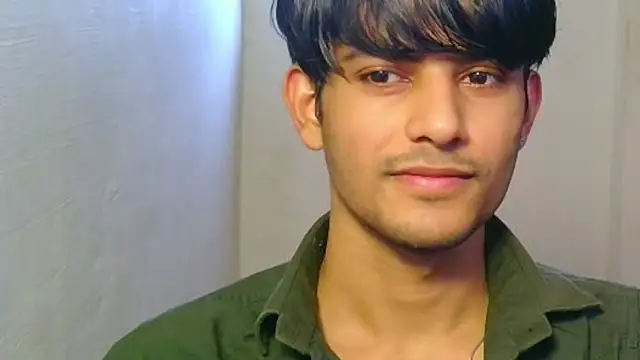 Snapshot of kingkartik7 chatting on 11/19/25, 08:03 kingkartik7 online show from 11/19/25, 08:03