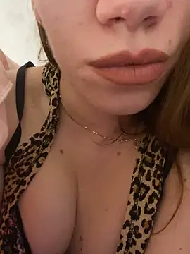 EvaRush online show from 12/02/24, 12:09