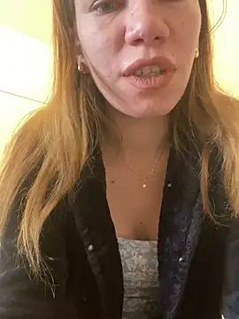 EvaRush online show from 02/04/25, 09:28