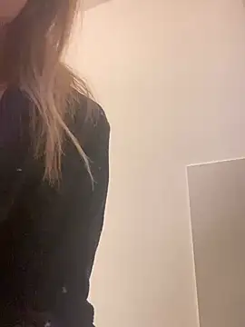 EvaRush online show from 02/06/25, 07:35