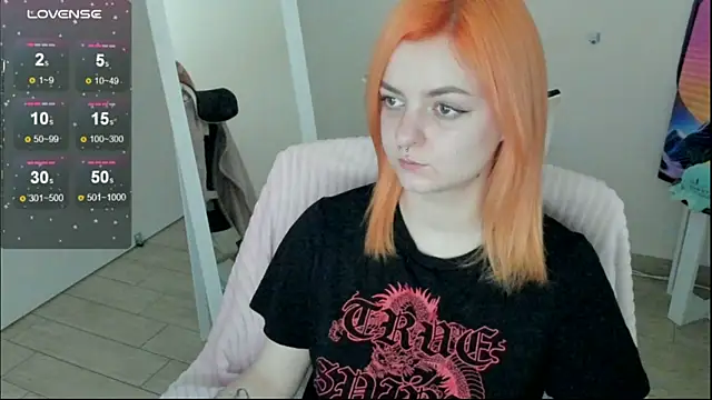 Fire Bestie online show from 12/04/25, 01:53