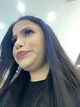 Snapshot of Chloe__Moon chatting on 12/03/24, 11:22 Chloe Moon online show from 12/03/24, 11:22