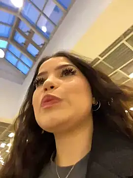 Snapshot of Chloe__Moon chatting on 12/04/24, 01:09 Chloe Moon online show from 12/04/24, 01:09