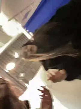 Snapshot of Chloe__Moon chatting on 12/11/24, 02:22 Chloe Moon online show from 12/11/24, 02:22