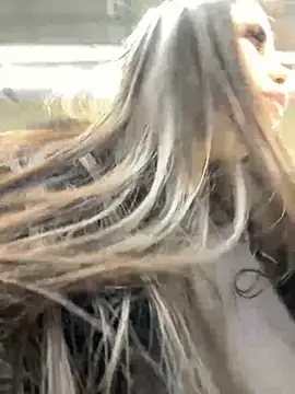 Snapshot of Chloe__Moon chatting on 12/12/24, 01:49 Chloe Moon online show from 12/12/24, 01:49