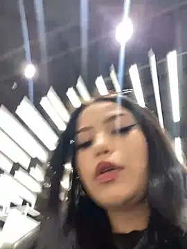 Snapshot of Chloe__Moon chatting on 01/14/25, 02:43 Chloe Moon online show from 01/14/25, 02:43