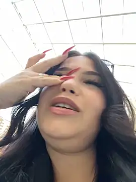 Snapshot of Chloe__Moon chatting on 03/15/25, 11:19 Chloe Moon online show from 03/15/25, 11:19