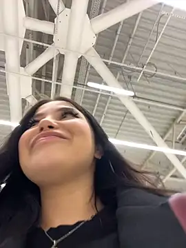 Snapshot of Chloe__Moon chatting on 03/16/25, 04:23 Chloe Moon online show from 03/16/25, 04:23