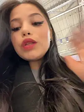 Snapshot of Chloe__Moon chatting on 03/22/25, 03:09 Chloe Moon online show from 03/22/25, 03:09